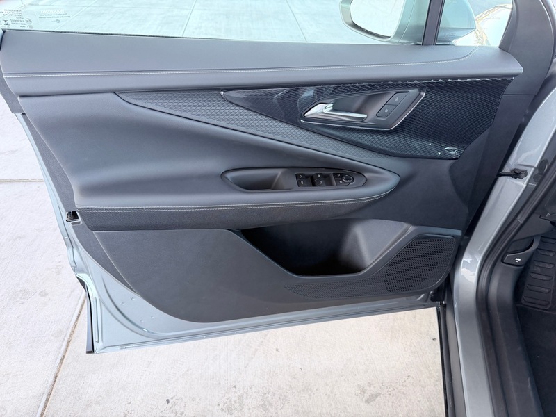 2026 Chevrolet Blazer EV photo 16