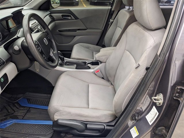 2015 Honda Accord LX photo 3