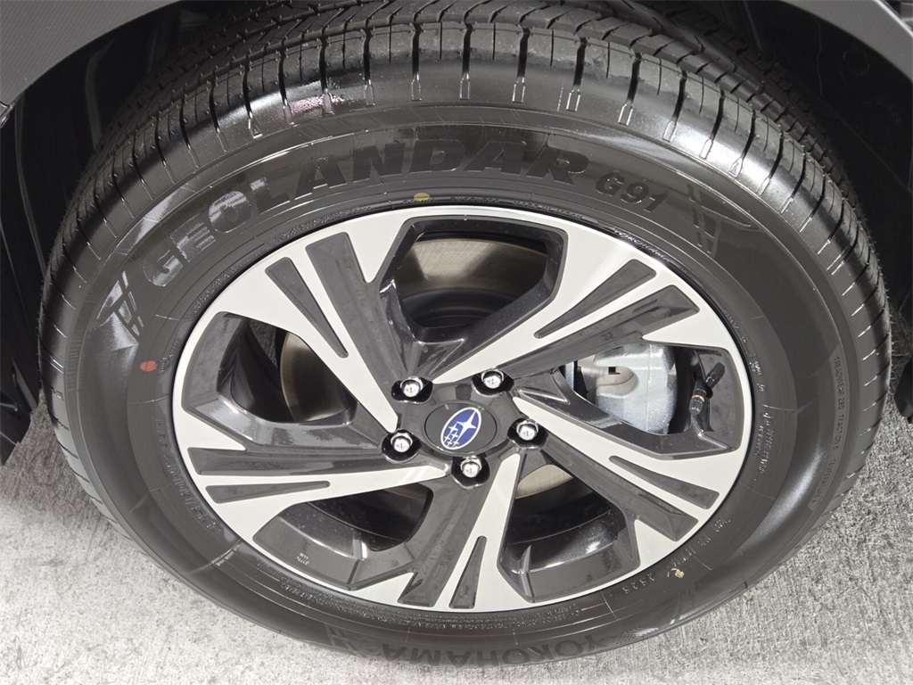 2025 Subaru Crosstrek Premium photo 5
