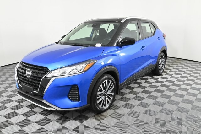 2023 Nissan Kicks SV photo 2