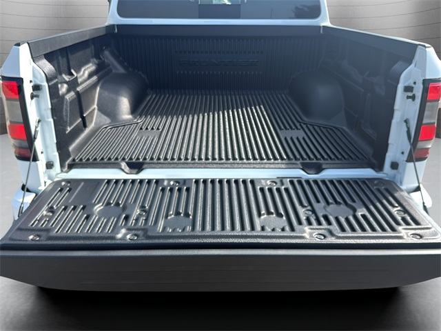 2026 Nissan Frontier Crew Cab SV photo 14