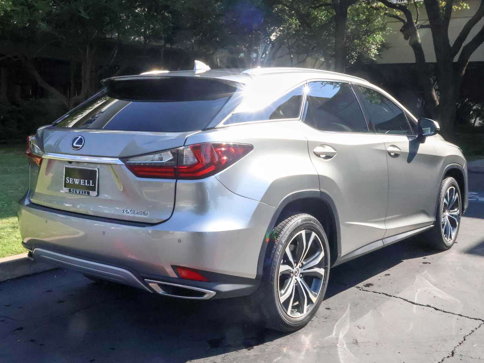 2022 Lexus RX 350 photo 3