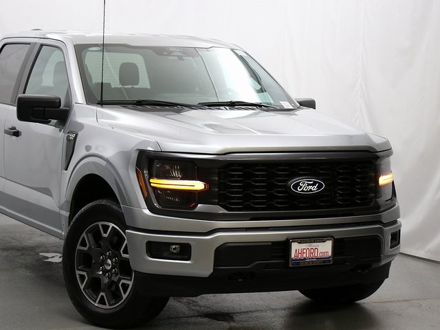 2025 Ford F-150 STX photo 2