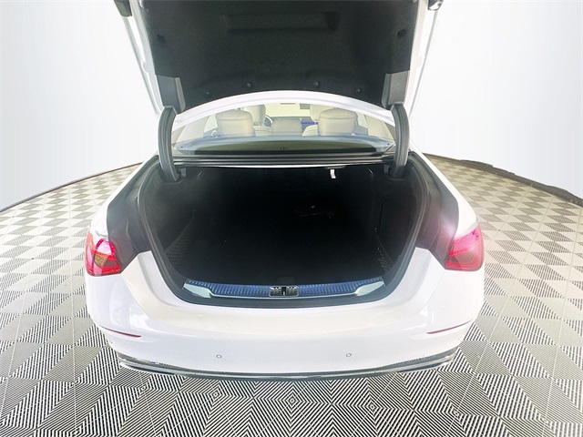 2026 Mercedes Benz S 580 4MATIC photo 5
