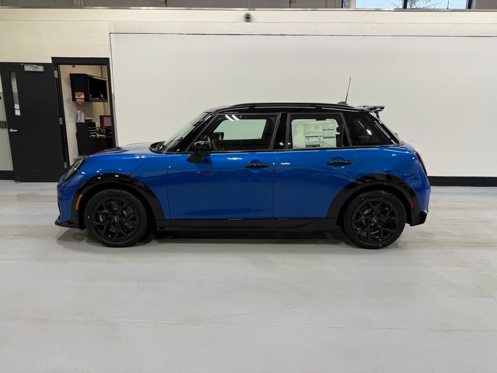 Used 2025 MINI Hardtop 4 Door S with VIN WMW53GD03S2X13012 for sale in Golden Valley, Minnesota