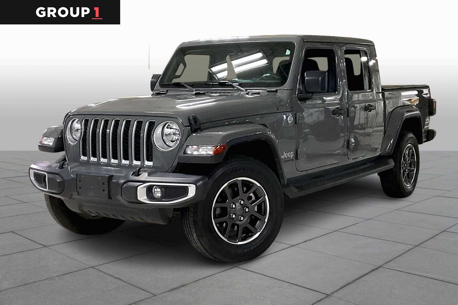 2021 Jeep Gladiator Overland's photo