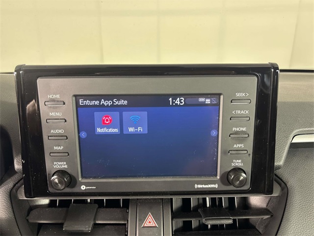 2022 Toyota RAV4 LE photo 17