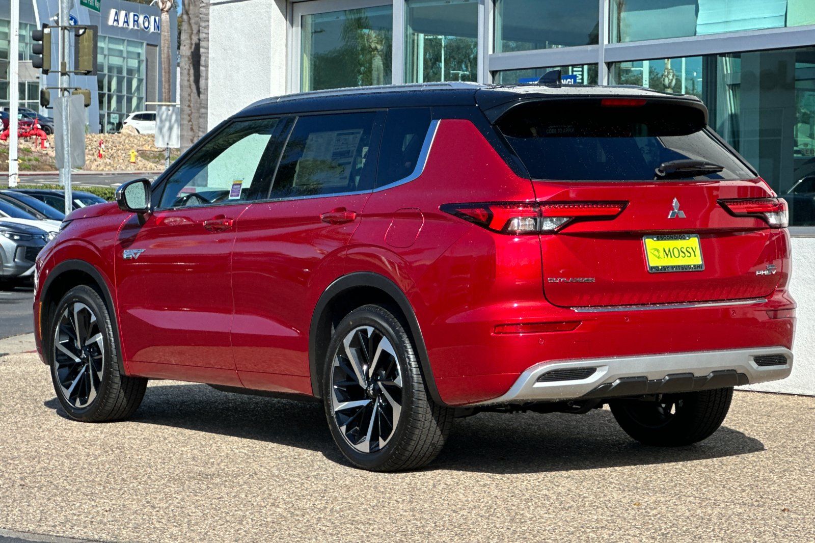 2025 Mitsubishi Outlander SEL Platinum GT photo 6
