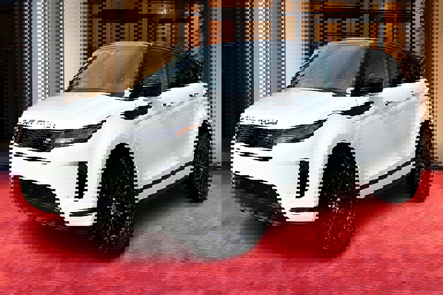 2026 Land Rover Range Rover Evoque S's photo