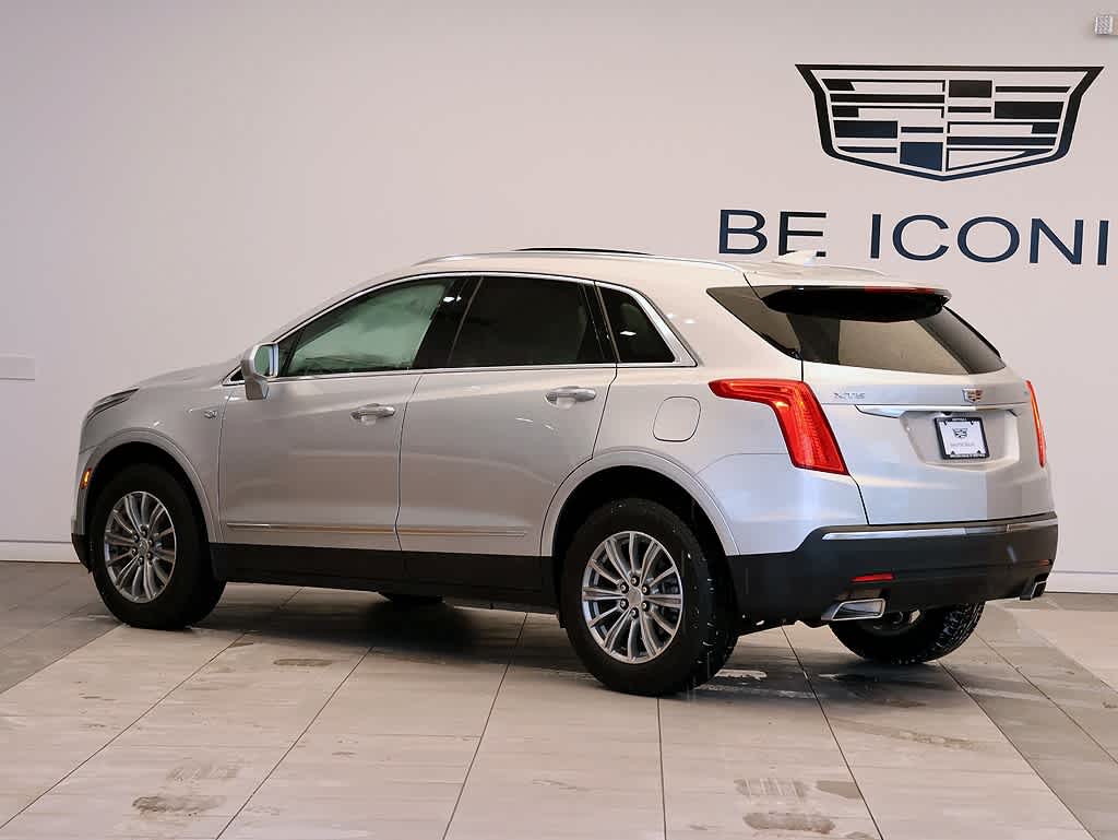 2019 Cadillac XT5 Luxury photo 2