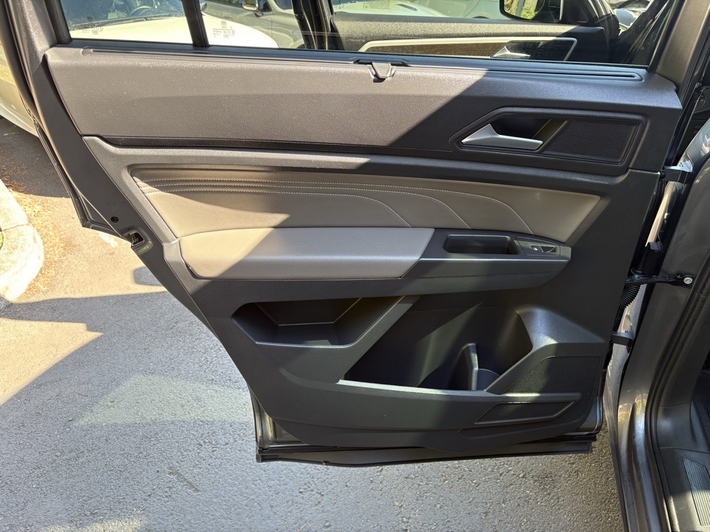 2022 Volkswagen Atlas V6 SE Technology photo 15