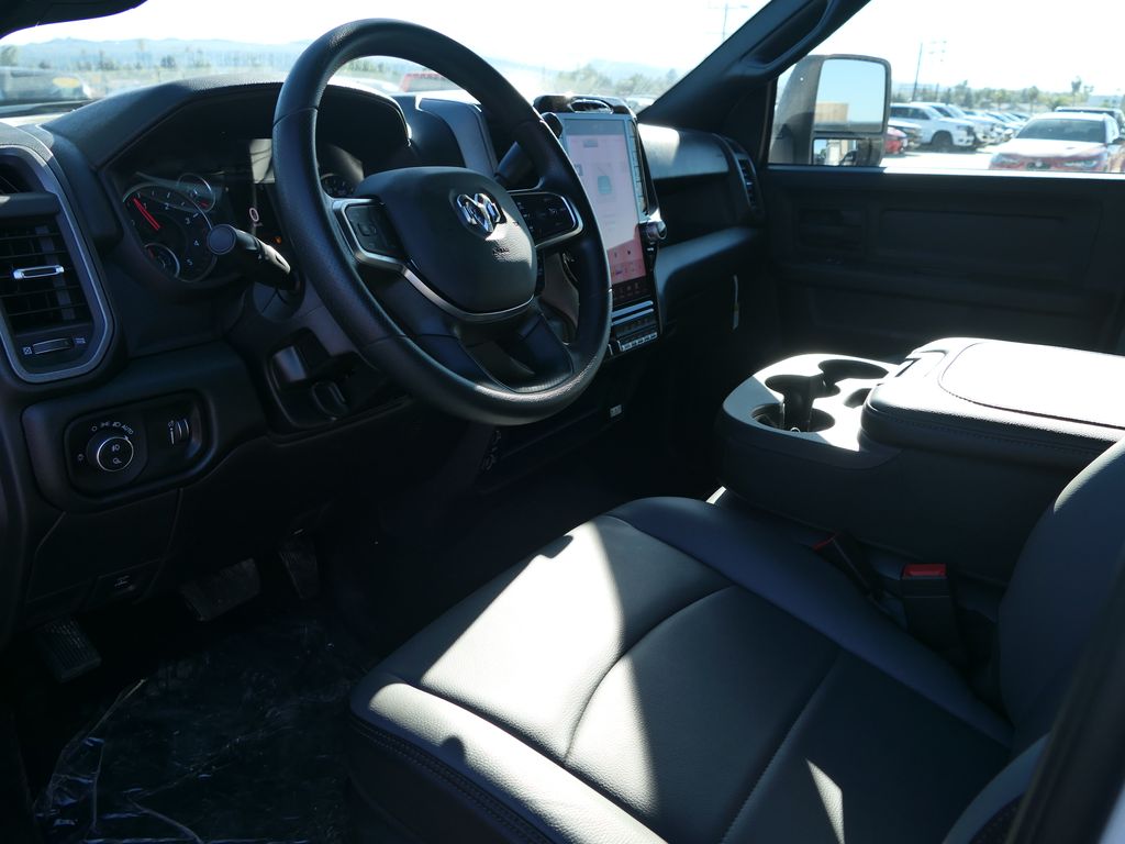 2026 Ram 3500 Tradesman photo 9