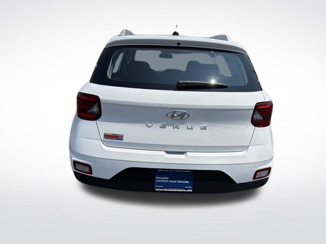 2023 Hyundai Venue SEL photo 3