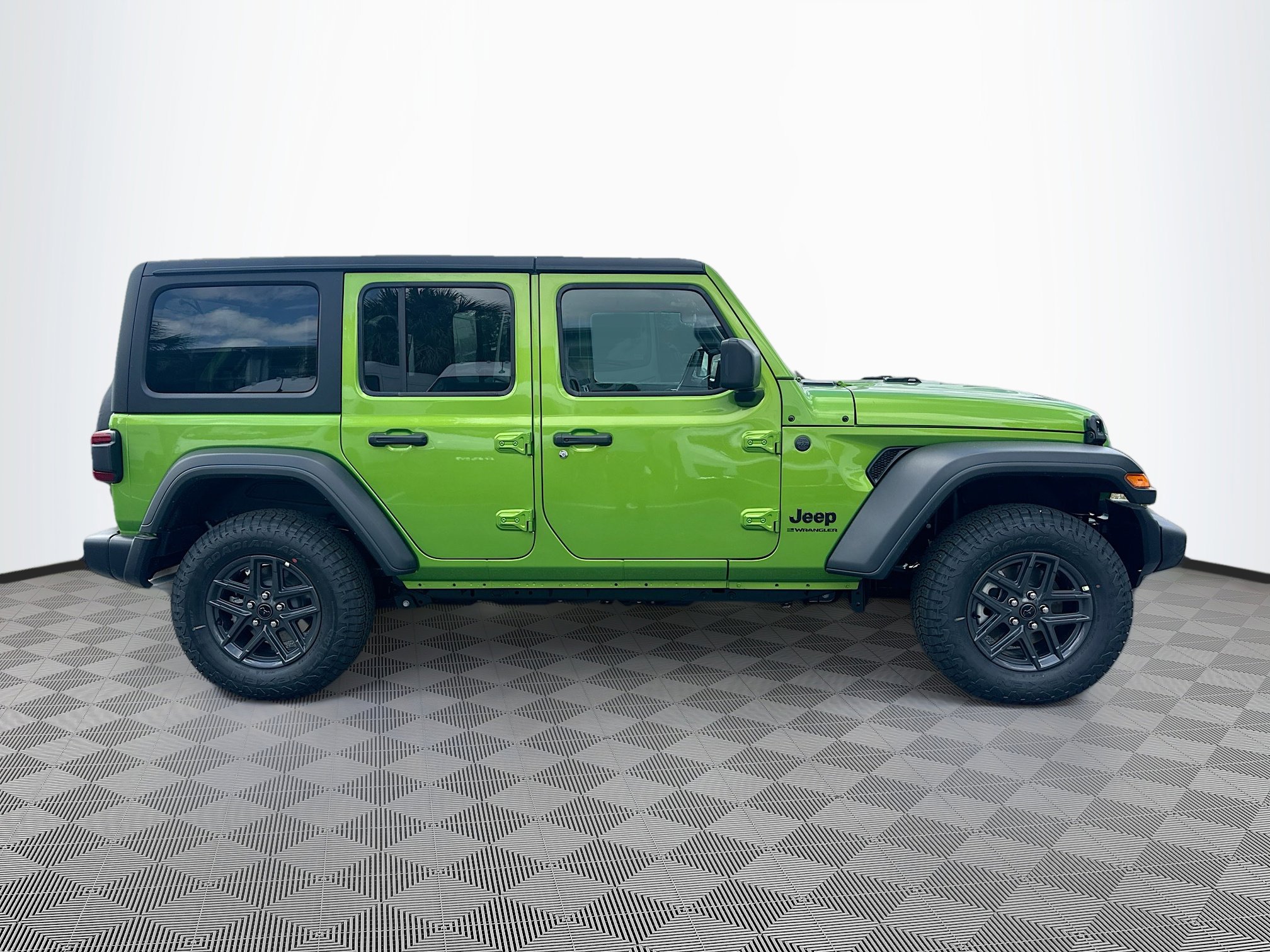 2025 Jeep Wrangler Sport S photo 3