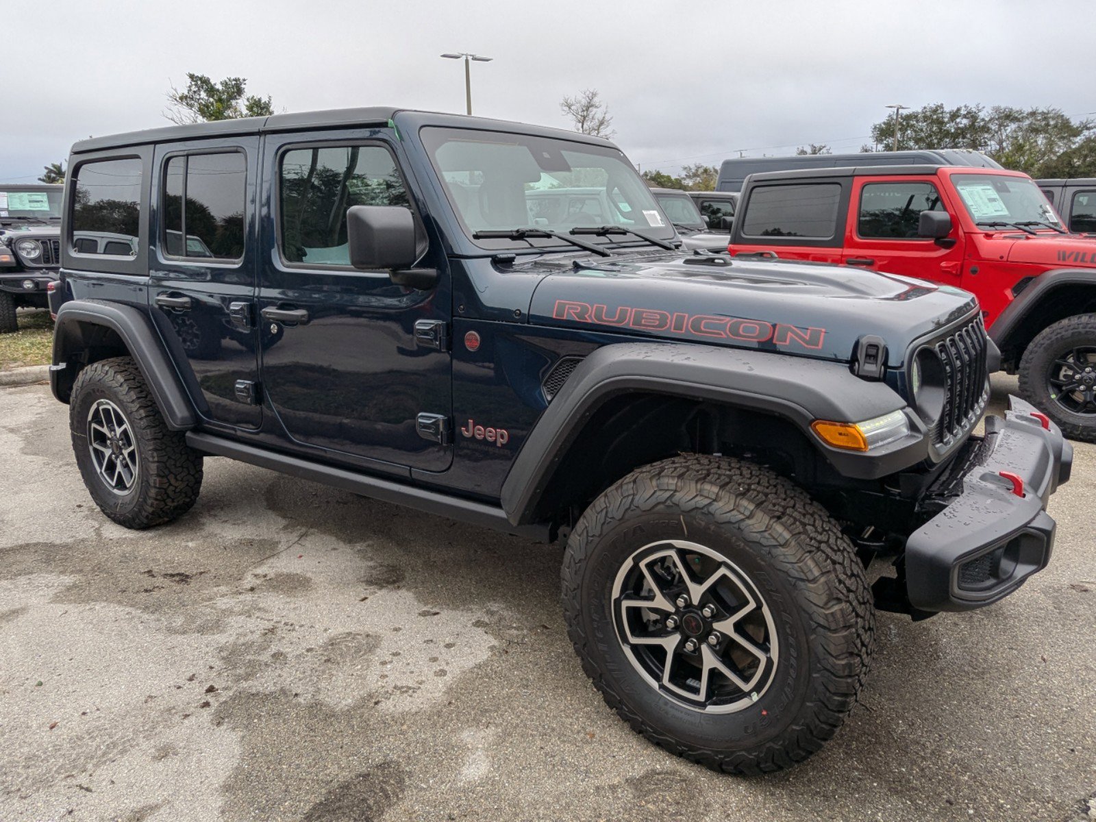 2025 Jeep Wrangler Rubicon photo 2
