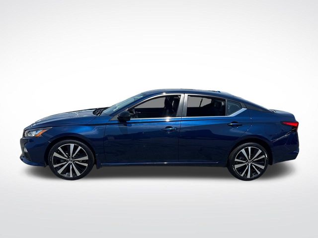 2022 Nissan Altima 2.5 SR photo 2