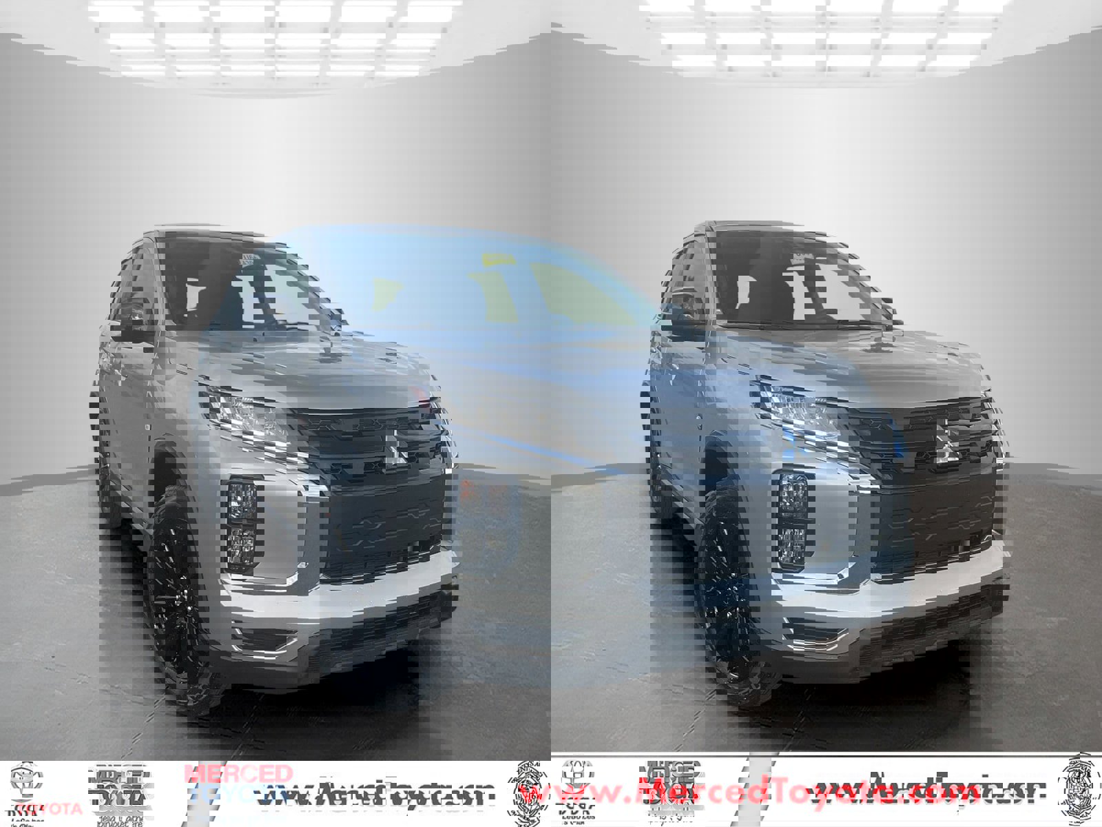 2022 Mitsubishi Outlander Sport LE's photo