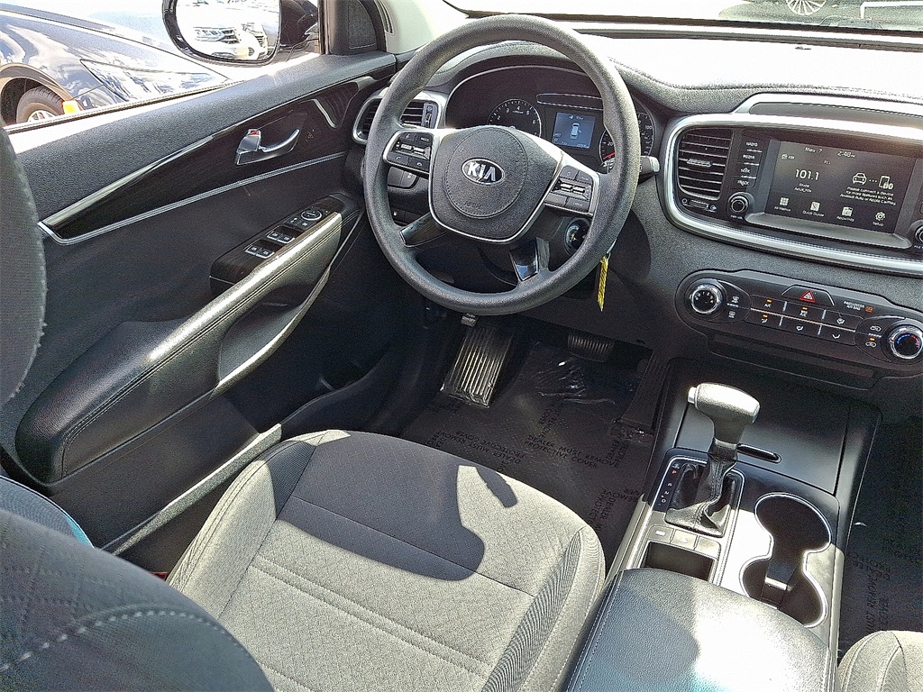 2020 Kia Sorento LX photo 14