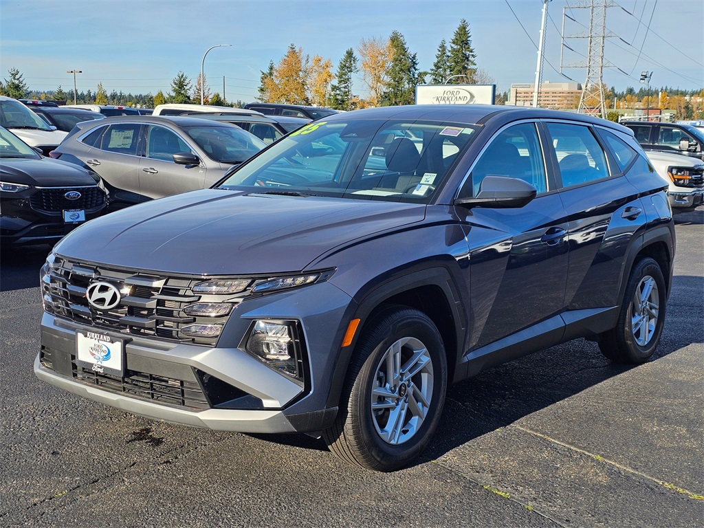 2025 Hyundai Tucson SE photo 2