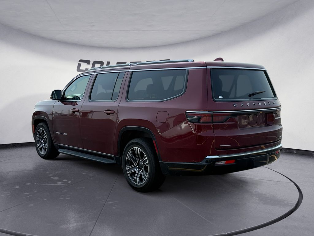 2023 Jeep Wagoneer L Series II photo 3