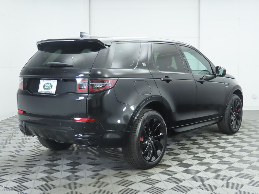 2024 Land Rover Discovery Sport SE photo 3