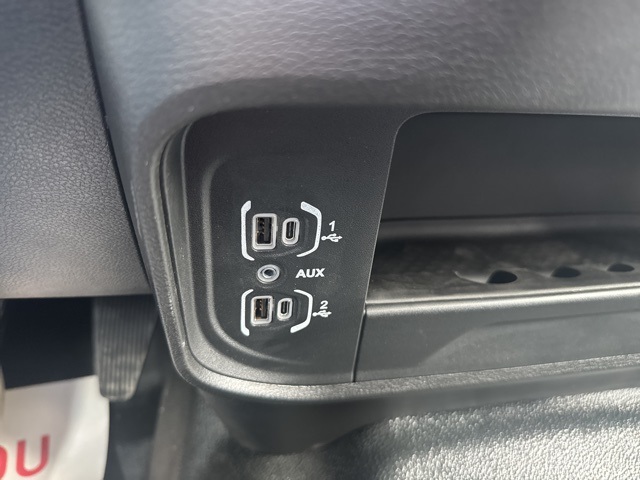 2025 Ram 5500 Tradesman photo 32