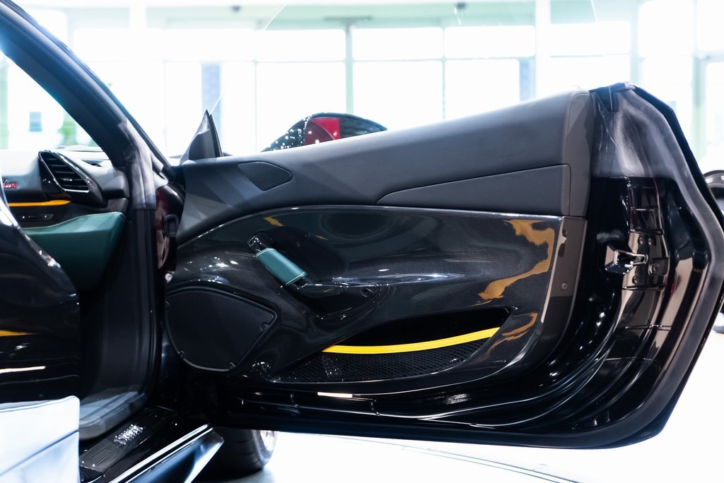 2020 Ferrari 488 Pista photo 35