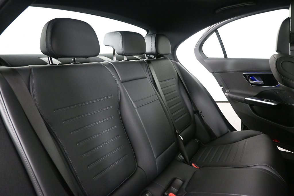 2025 Mercedes Benz C 300 photo 17