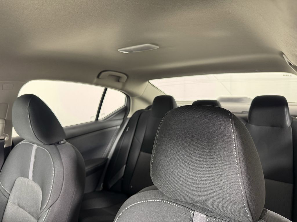 2025 Nissan Sentra SV photo 16