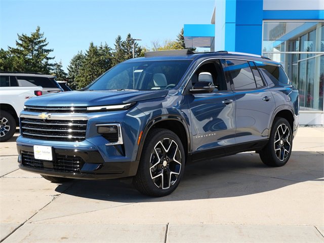 2026 Chevrolet Traverse High Country photo 2