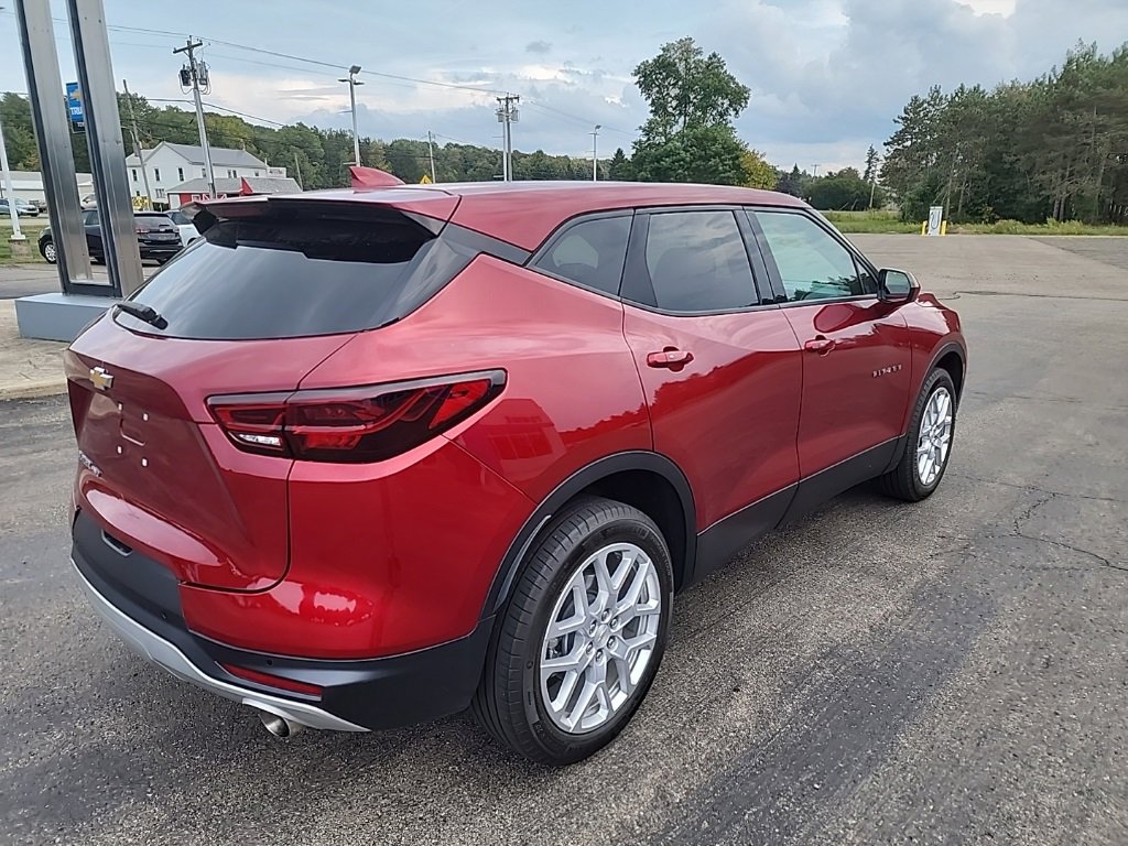 2024 Chevrolet Blazer 2LT photo 4