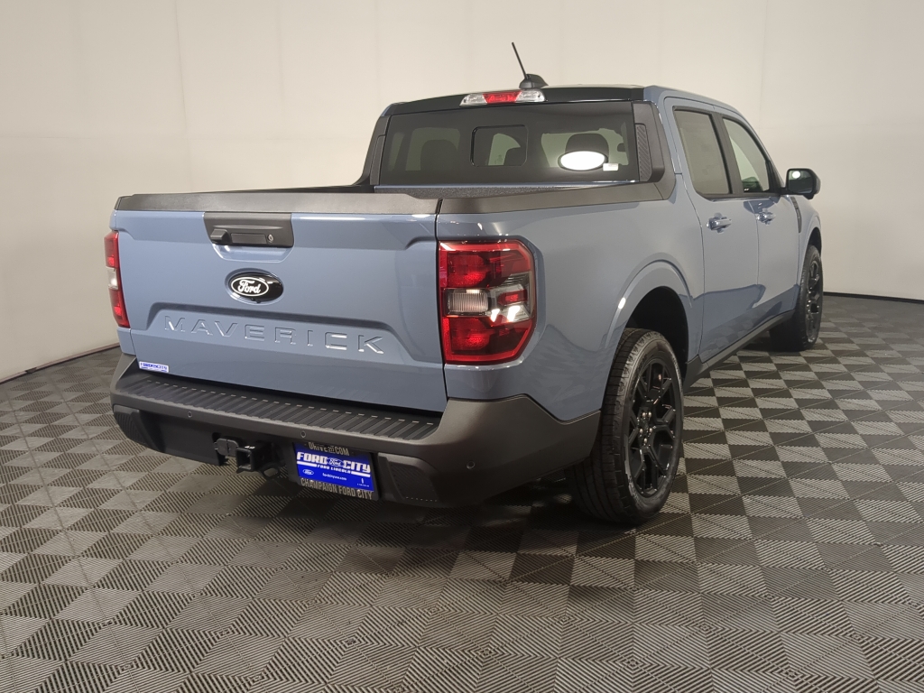 2025 Ford Maverick Lariat photo 3