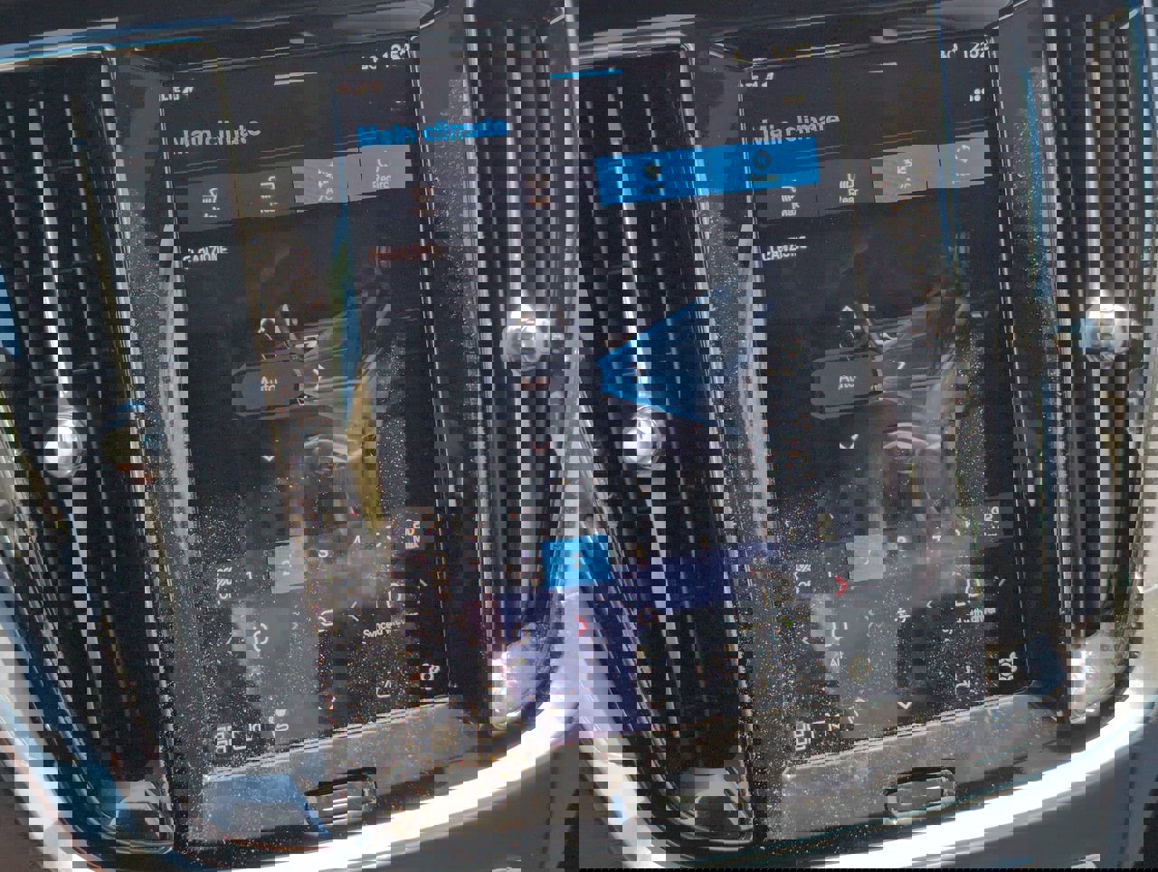 2025 Volvo S60 Core photo 22