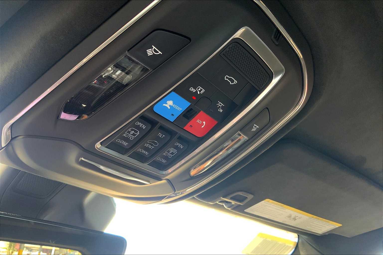2025 Jeep Grand Cherokee Summit Reserve photo 13