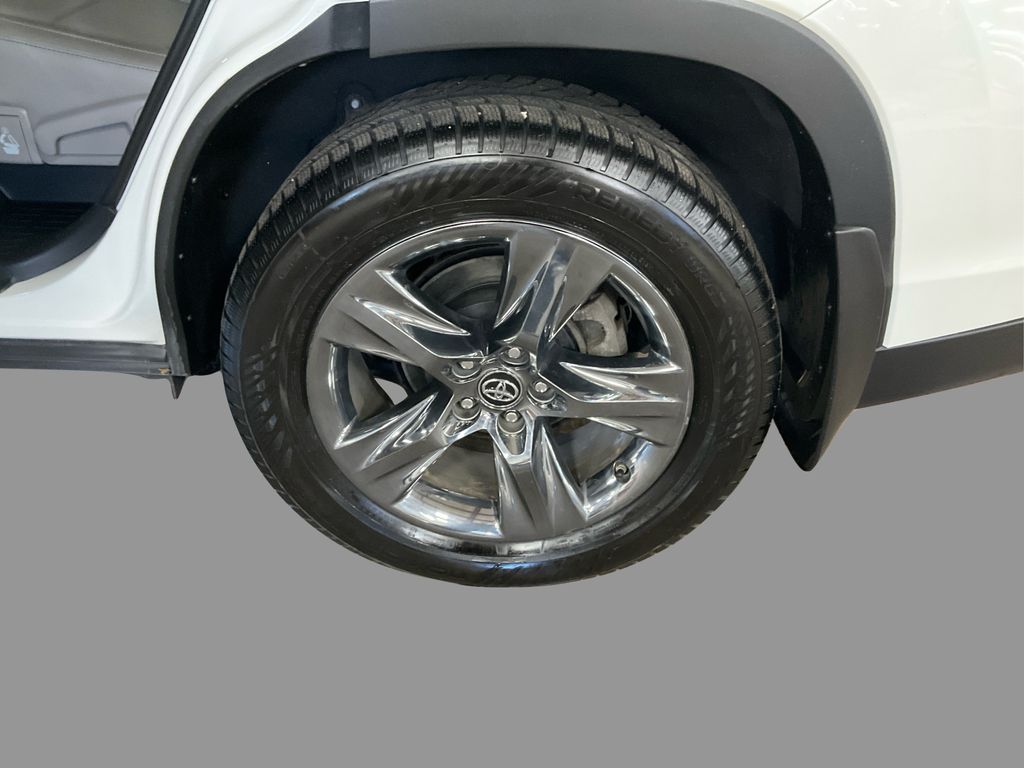 2019 Toyota Highlander Limited photo 26