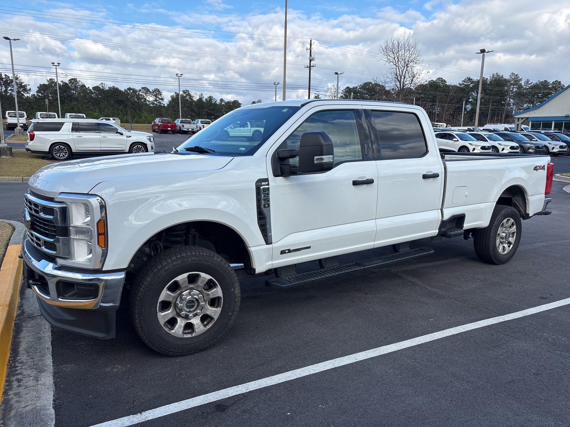2024 Ford F-250 Super Duty XLT's photo