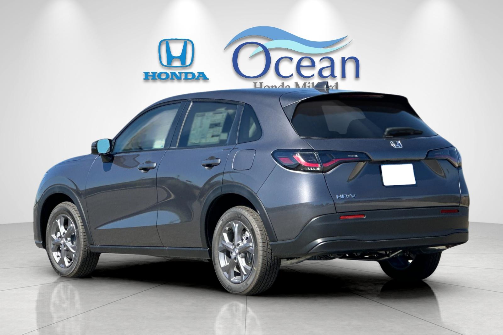 2026 Honda HR-V LX photo 2