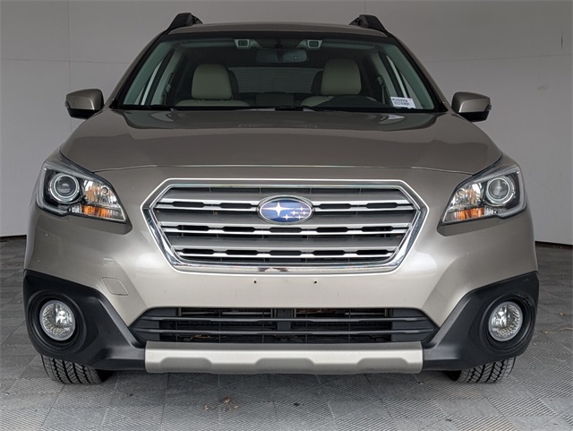 2016 Subaru Outback 2.5i Limited photo 3