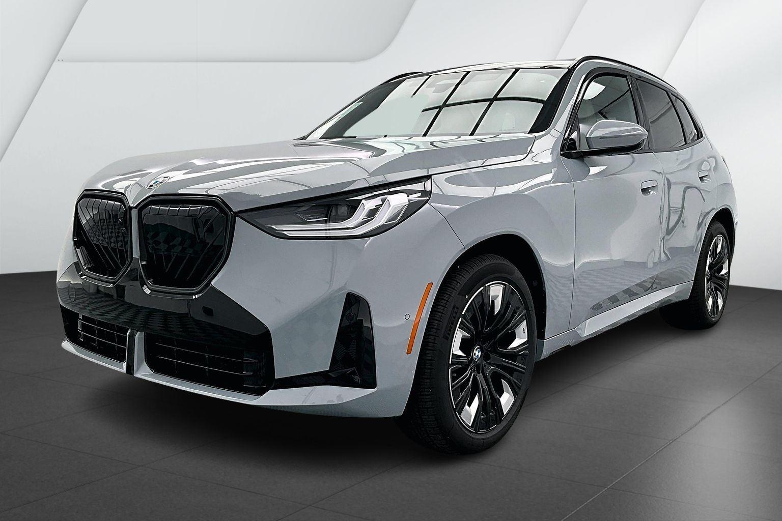 2026 BMW X3 30's photo