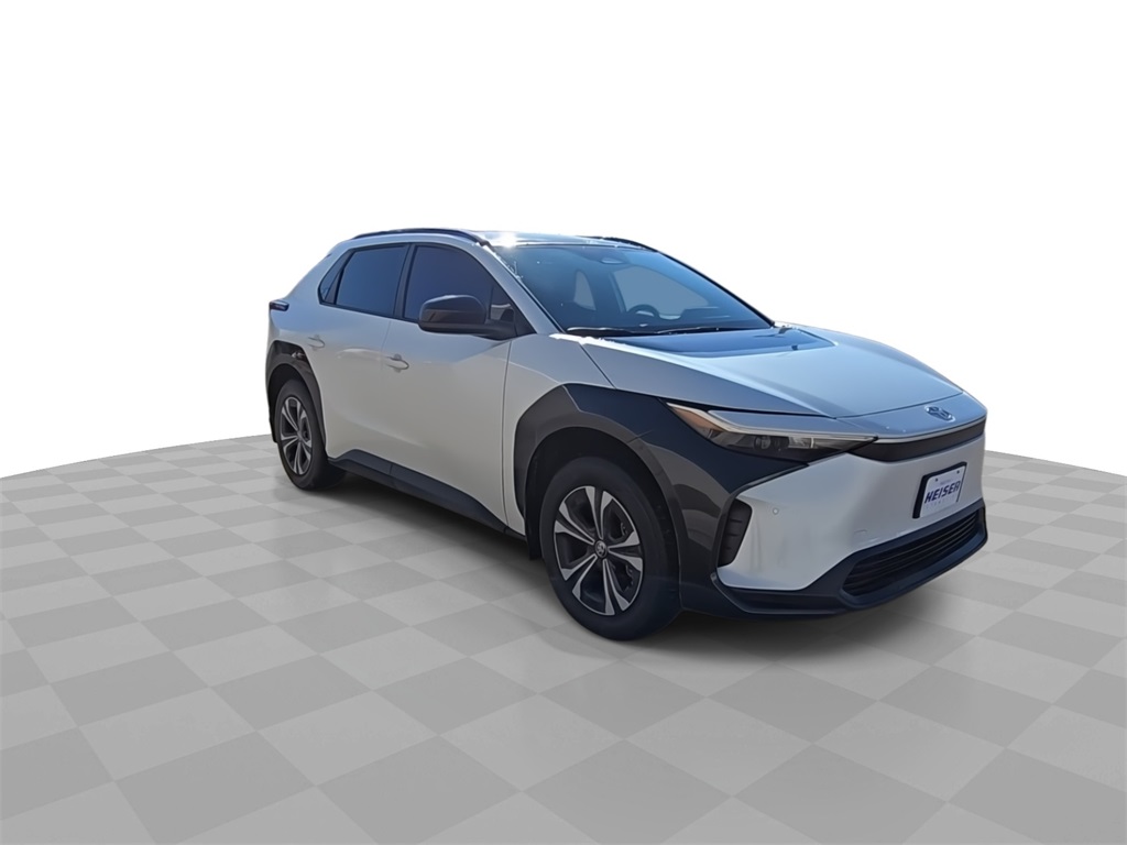 Used 2023 Toyota bZ4X XLE with VIN JTMAAAAA1PA000608 for sale in Milwaukee, WI