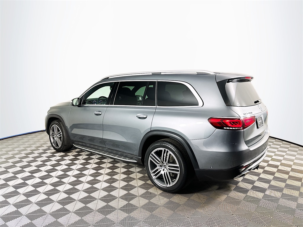 2021 Mercedes Benz GLS 450 4MATIC photo 4