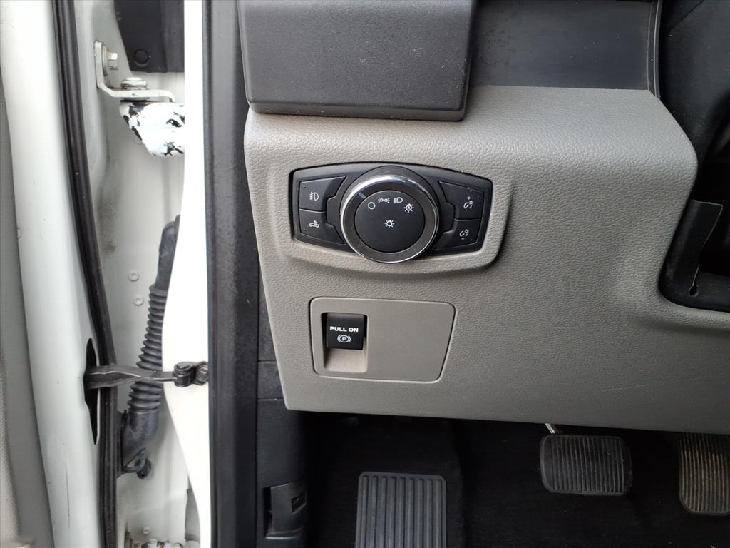 2020 Ford F-150 XLT photo 9