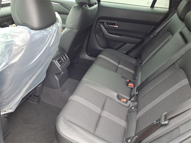 2025 Mazda CX-50 Preferred photo 4