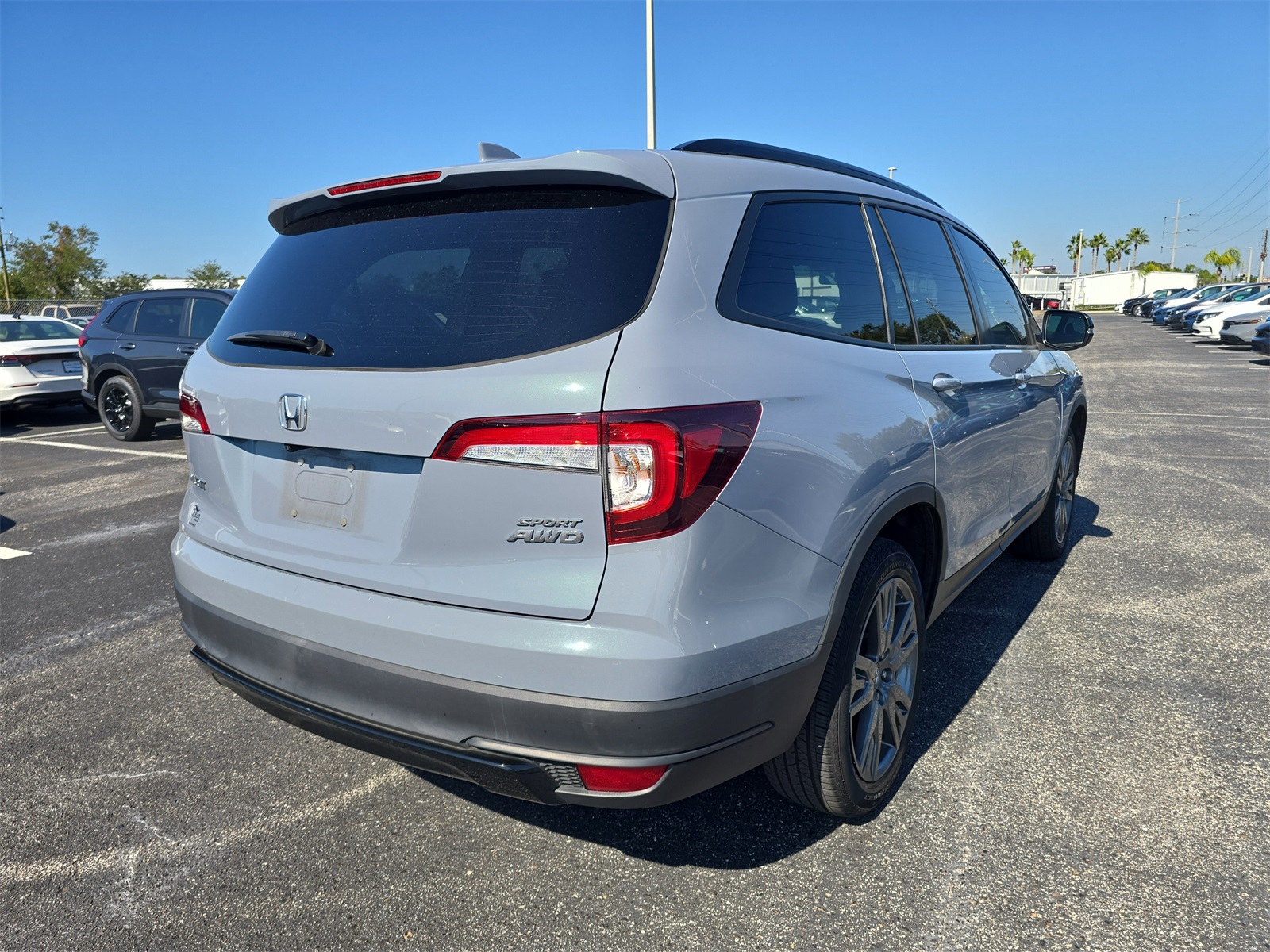 2022 Honda Pilot Sport photo 3