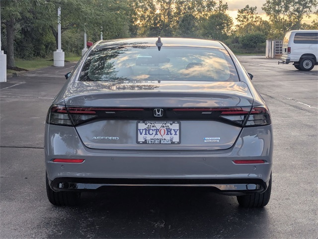 2025 Honda Accord Hybrid Touring photo 7