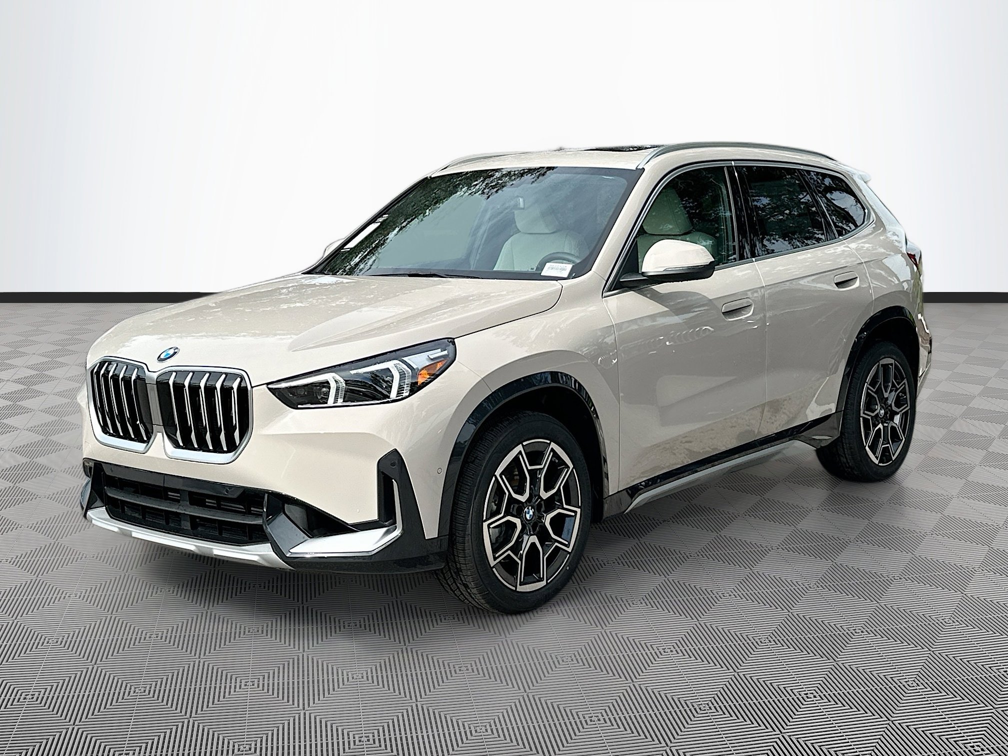 2026 Bmw X1 XDrive28i photo 3
