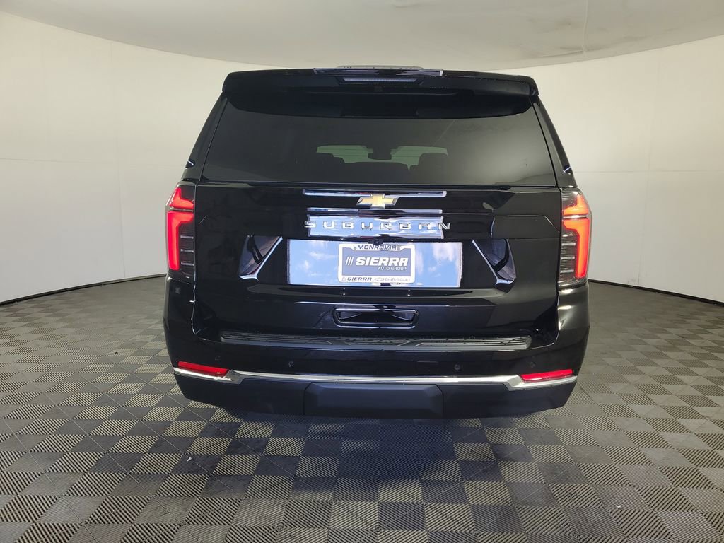 2026 Chevrolet Suburban LS photo 3