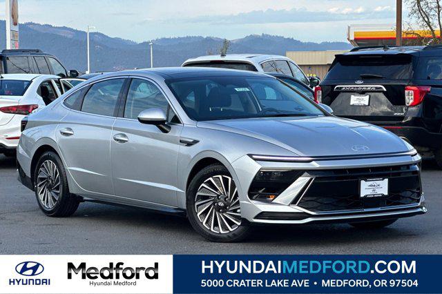 2026 Hyundai Sonata Hybrid SEL's photo