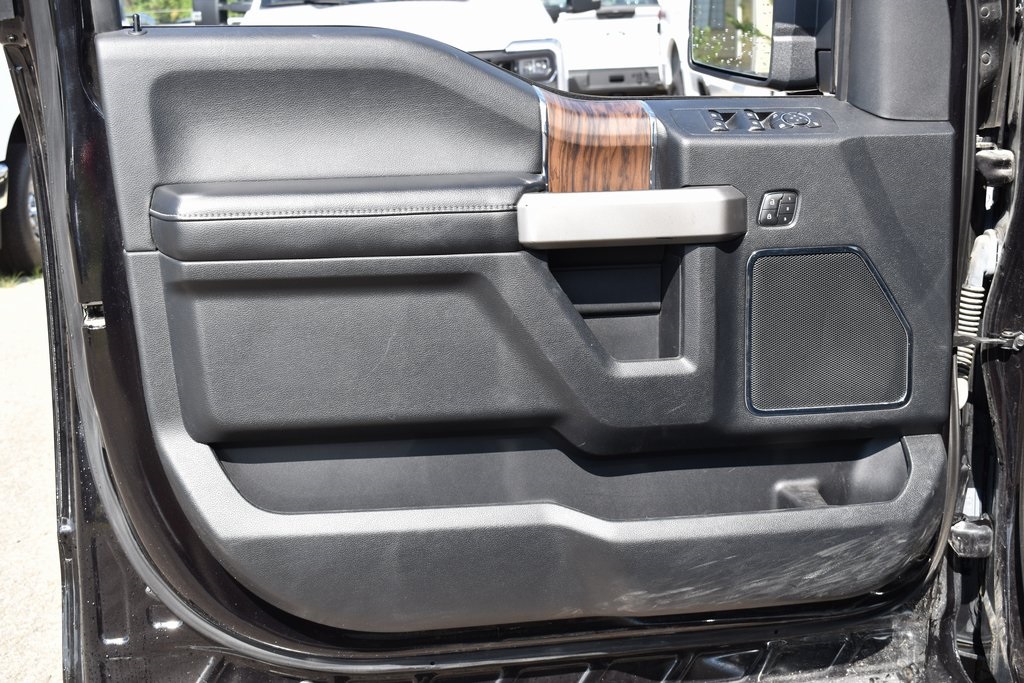 2020 Ford F-150 Lariat photo 9