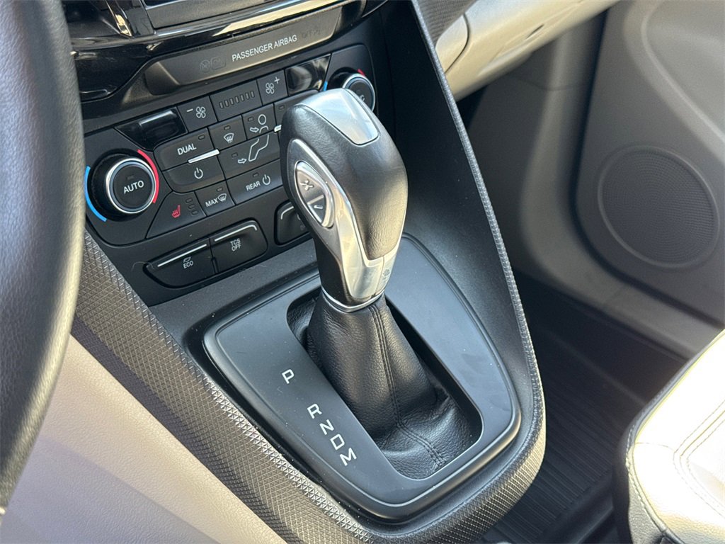 2019 Ford Transit Connect Titanium photo 11